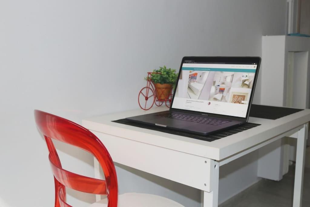 2 Bedrooms Apartment Close To Metro Dafni In Atene Esterno foto