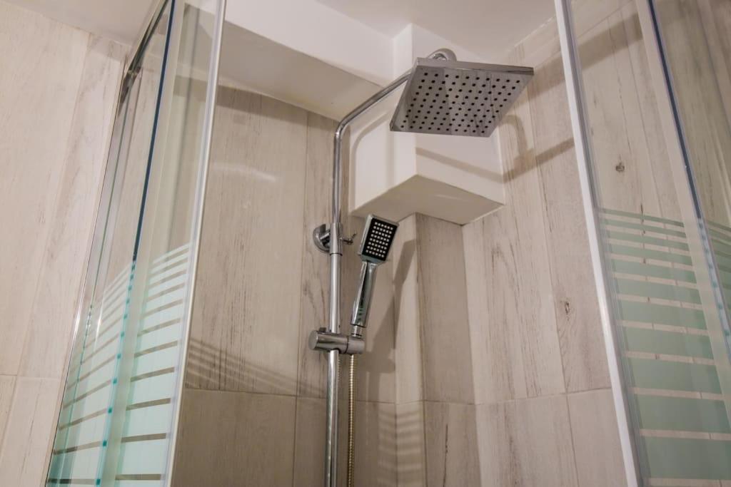 2 Bedrooms Apartment Close To Metro Dafni In Atene Esterno foto